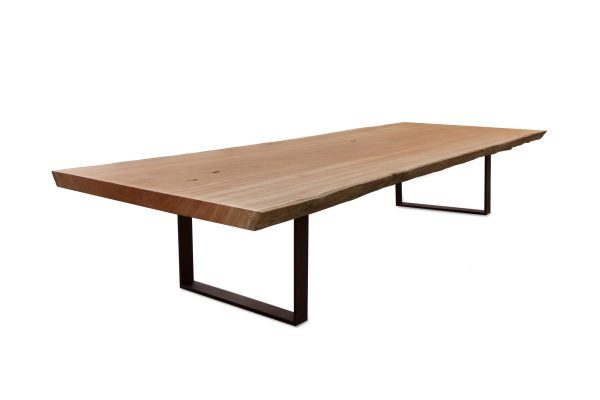 Guacu-Anta-dining-table-scaled